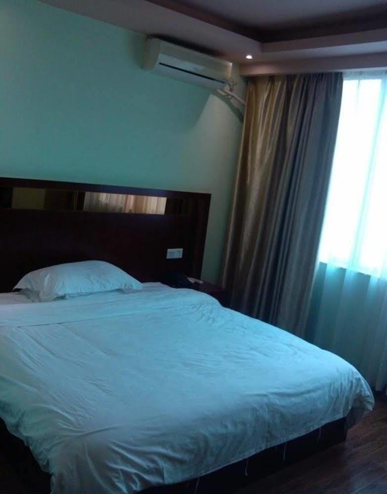 Zhanjiang Joyful Hotel Zhenhai  Zewnętrze zdjęcie