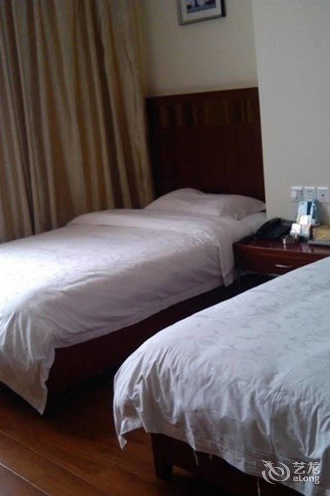 Zhanjiang Joyful Hotel Zhenhai  Zewnętrze zdjęcie